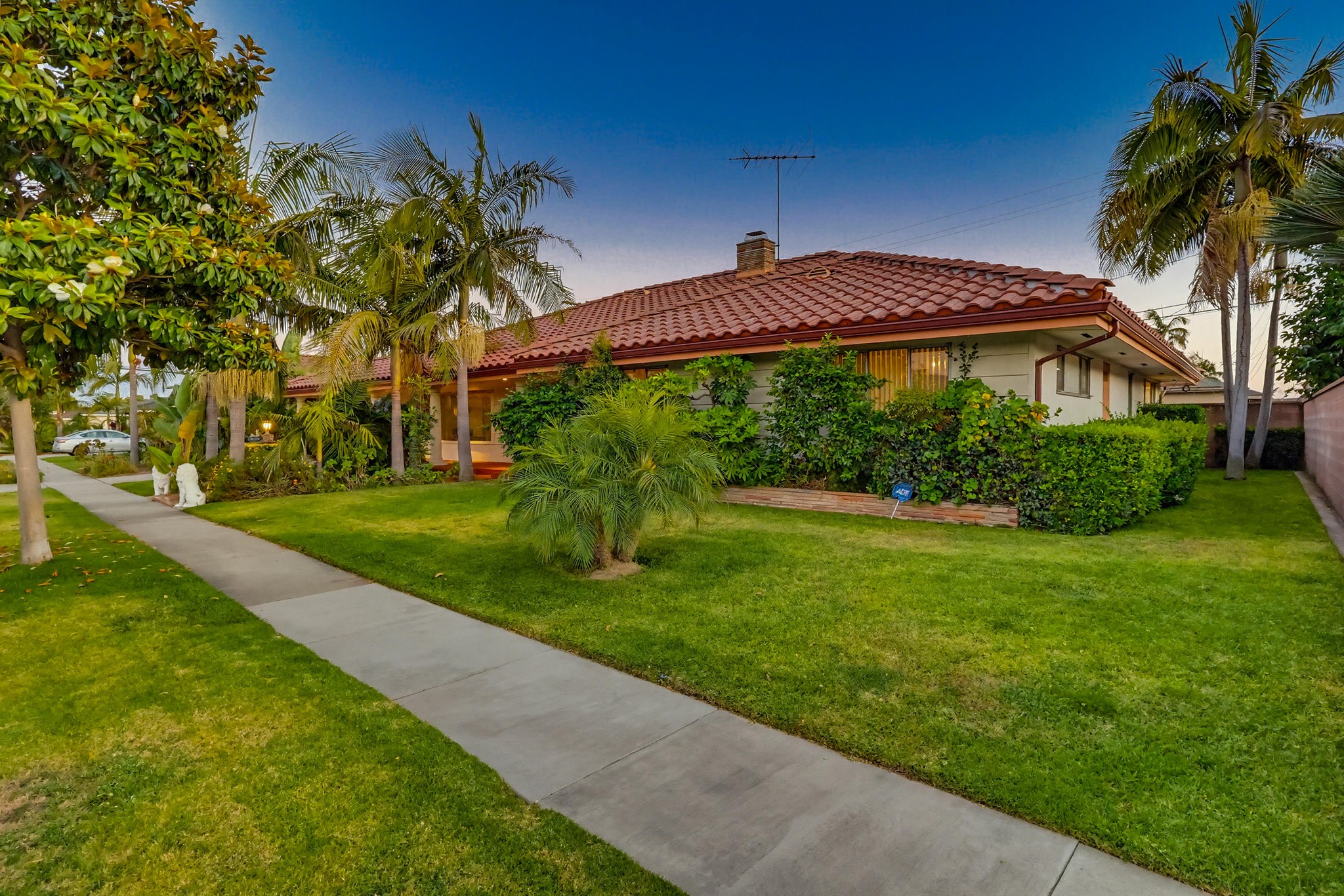 Virtual tour photo 5 of 110 for 8670 7th St