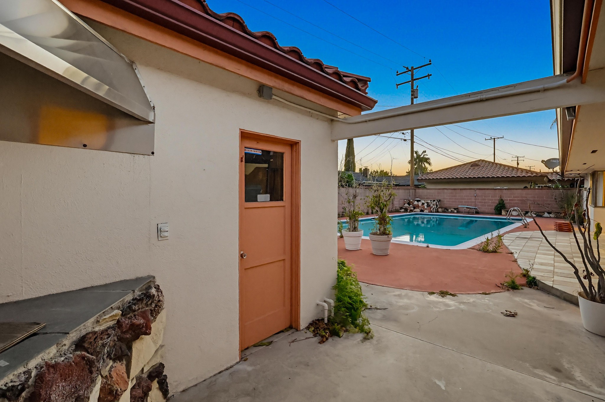 Virtual tour photo 10 of 110 for 8670 7th St