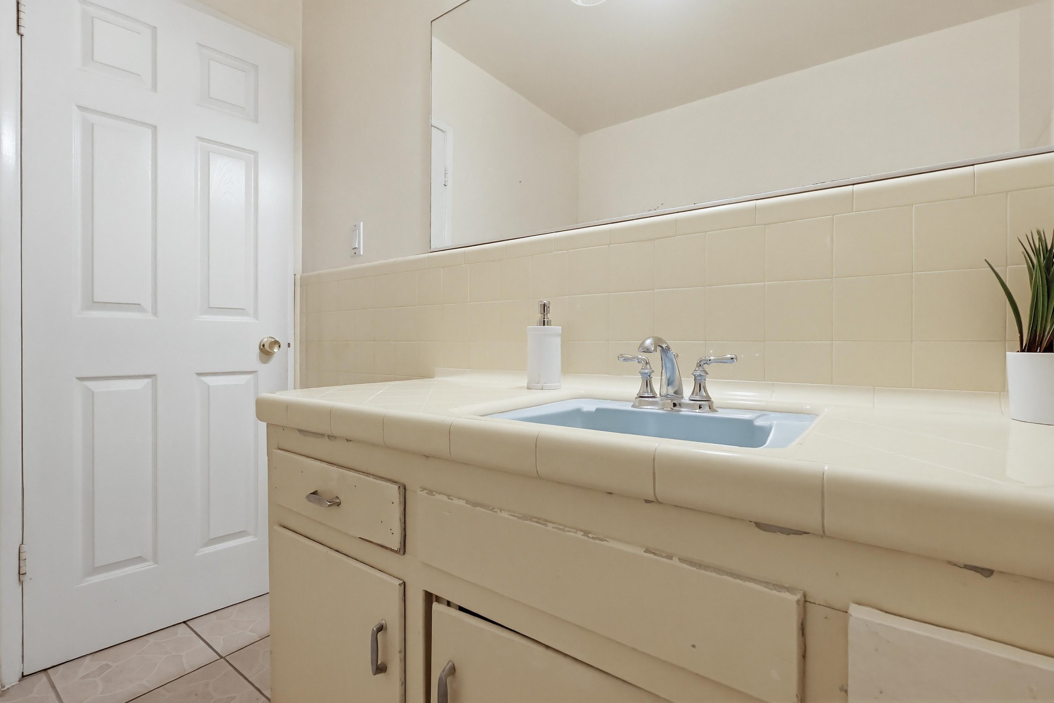 Virtual tour photo 72 of 110 for 8670 7th St