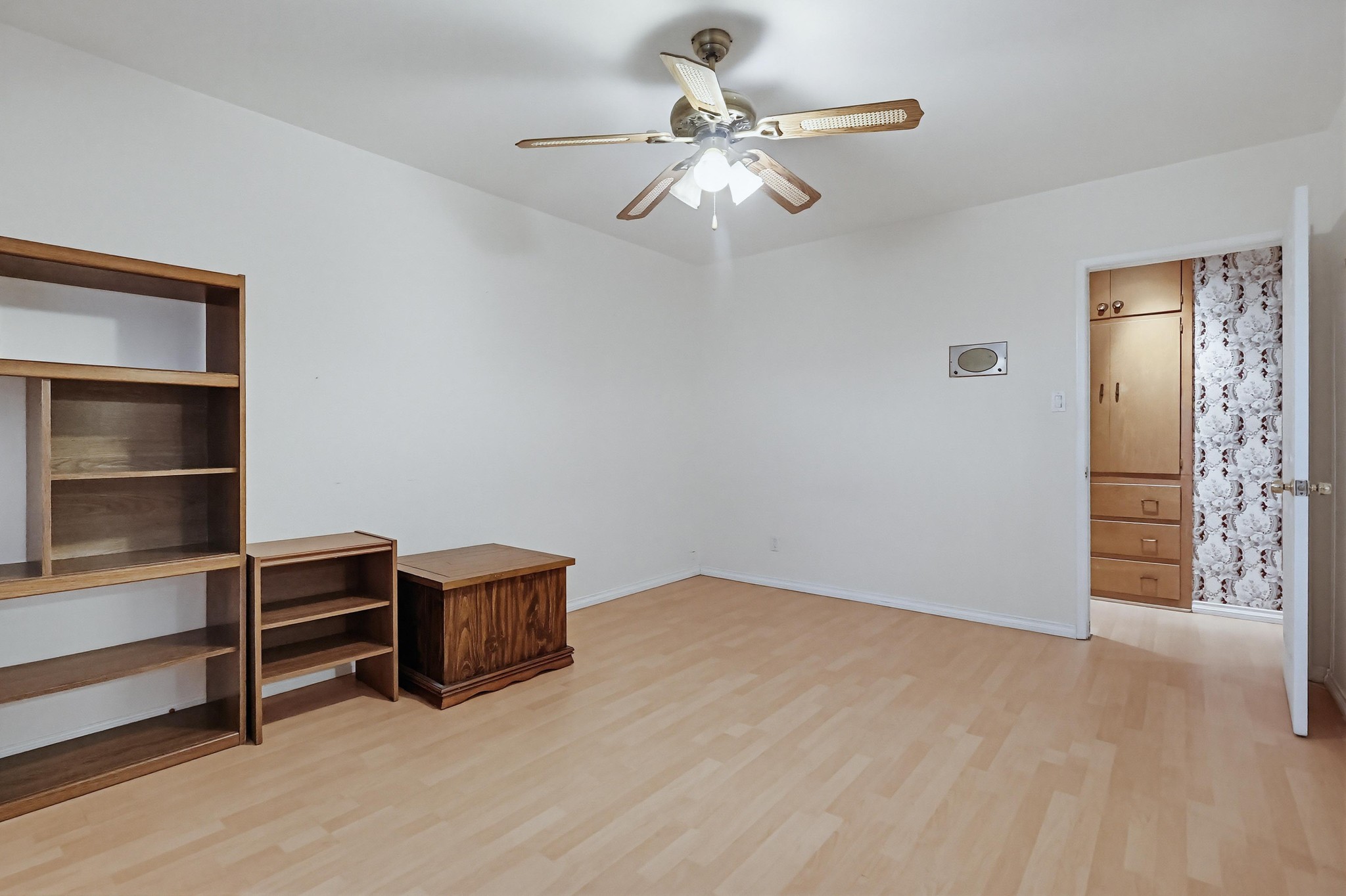 Virtual tour photo 75 of 110 for 8670 7th St