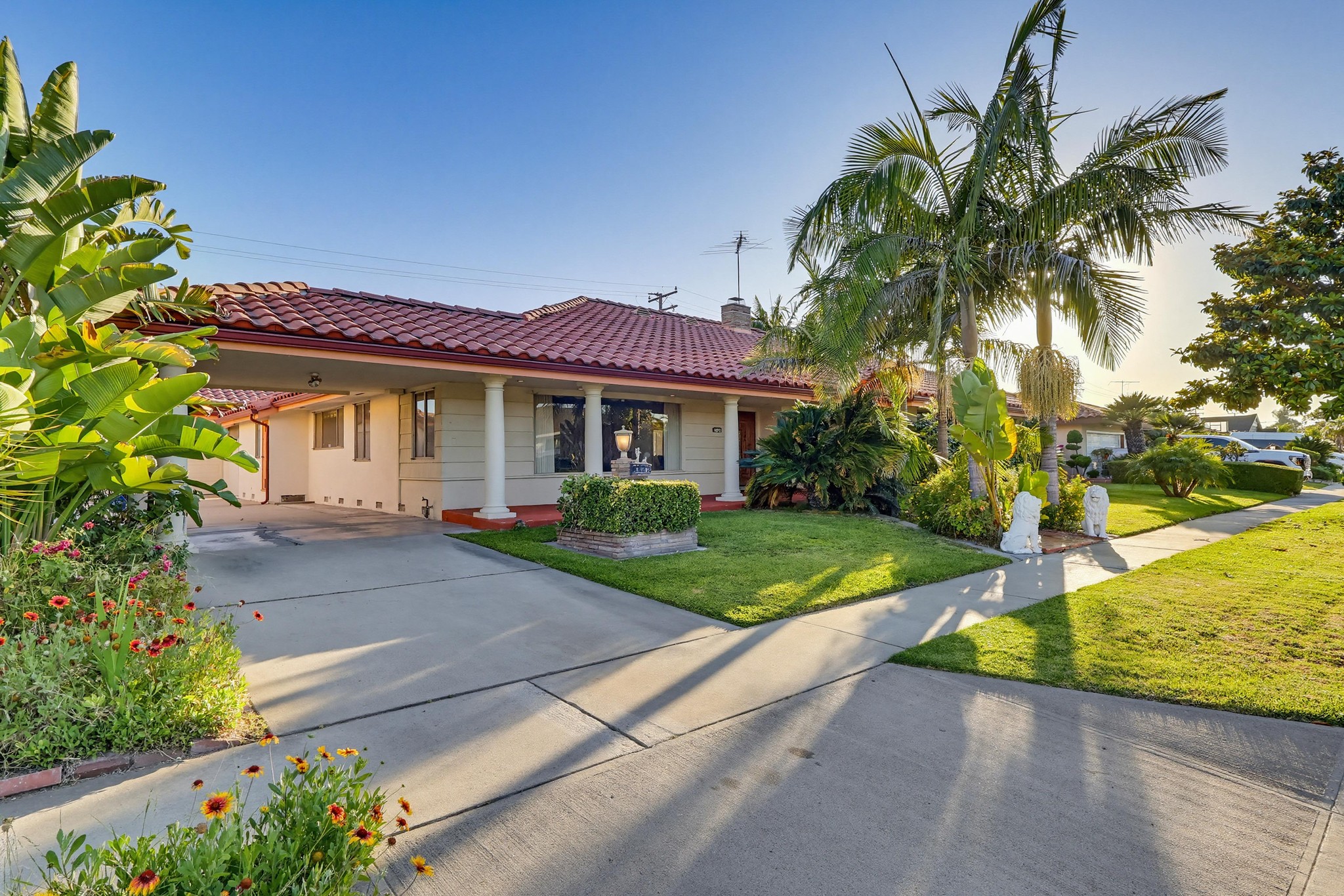 Virtual tour photo 92 of 110 for 8670 7th St