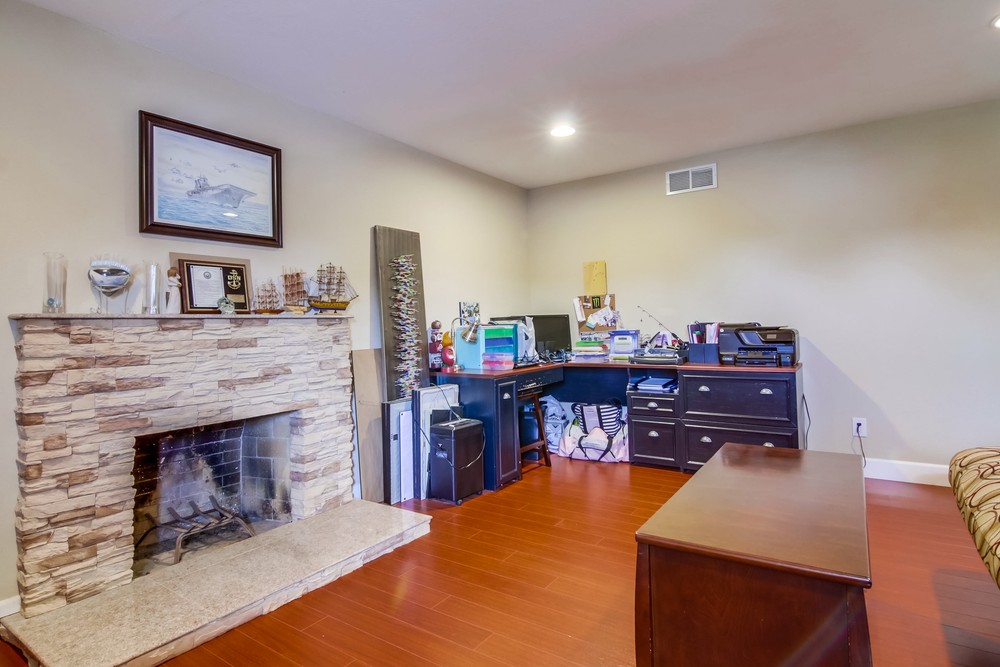 Virtual tour photo 6 of 42 for 869 Blackwood Dr