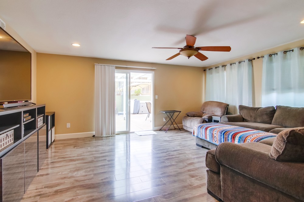 Virtual tour photo 9 of 42 for 869 Blackwood Dr