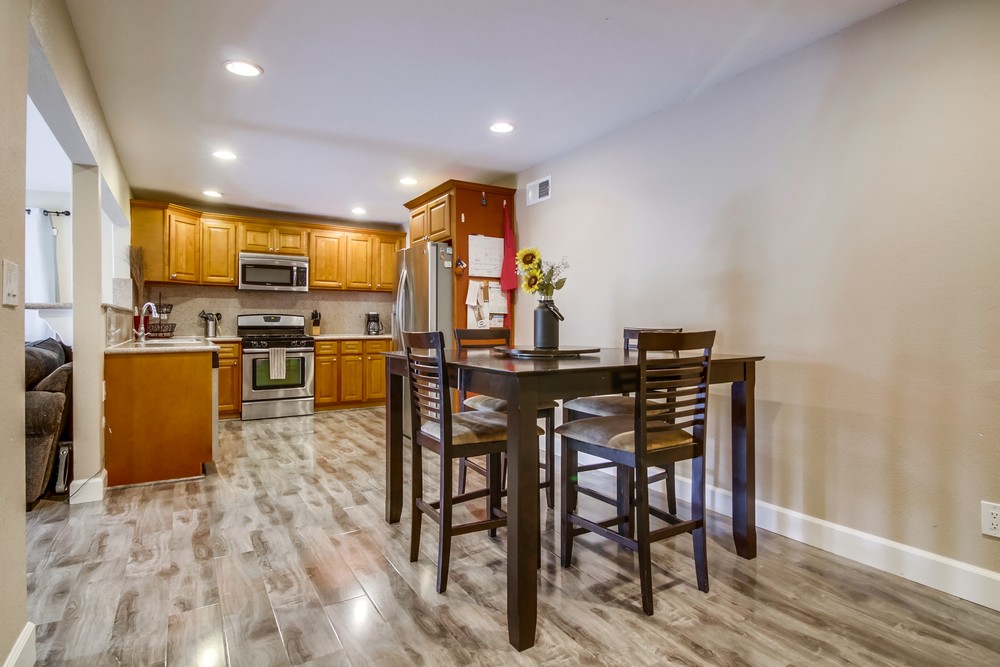 Virtual tour photo 16 of 42 for 869 Blackwood Dr
