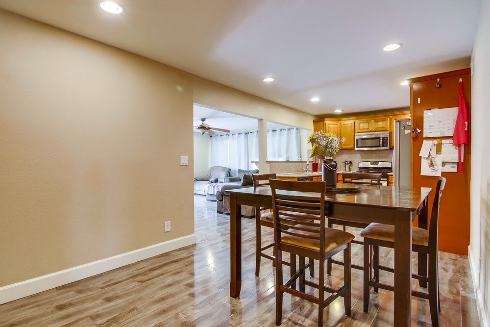 Virtual tour photo 17 of 42 for 869 Blackwood Dr