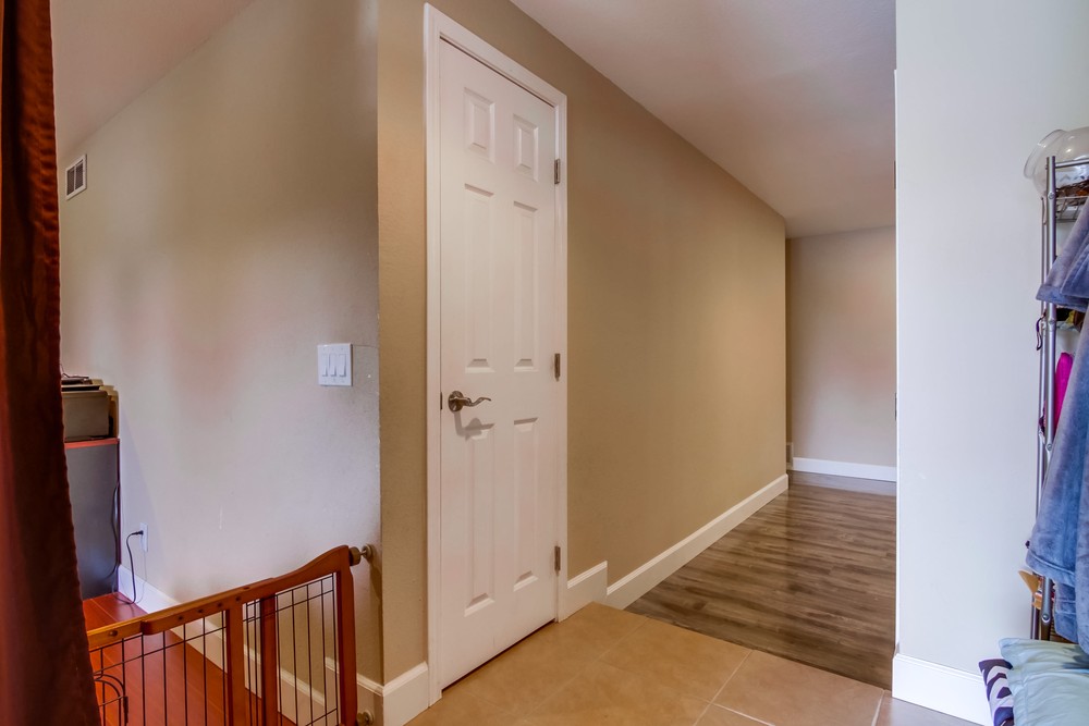 Virtual tour photo 34 of 42 for 869 Blackwood Dr