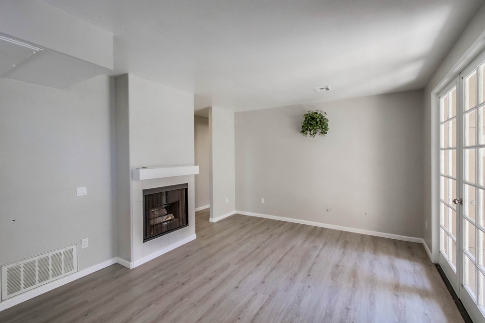 Virtual tour photo 11 of 36 for 8692 New Salem St UNIT 195
