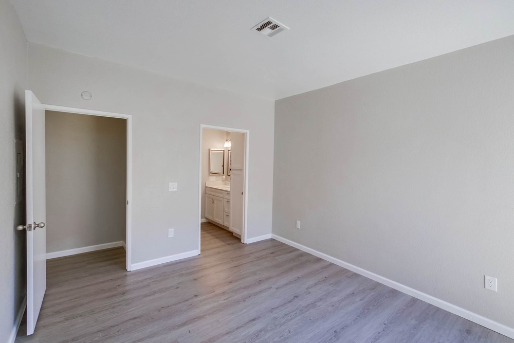 Virtual tour photo 31 of 36 for 8692 New Salem St UNIT 195