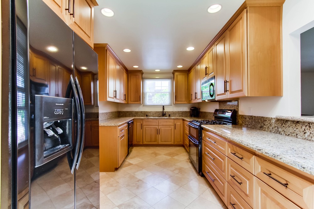 Virtual tour photo 12 of 33 for 8701 Blue Lake Drive