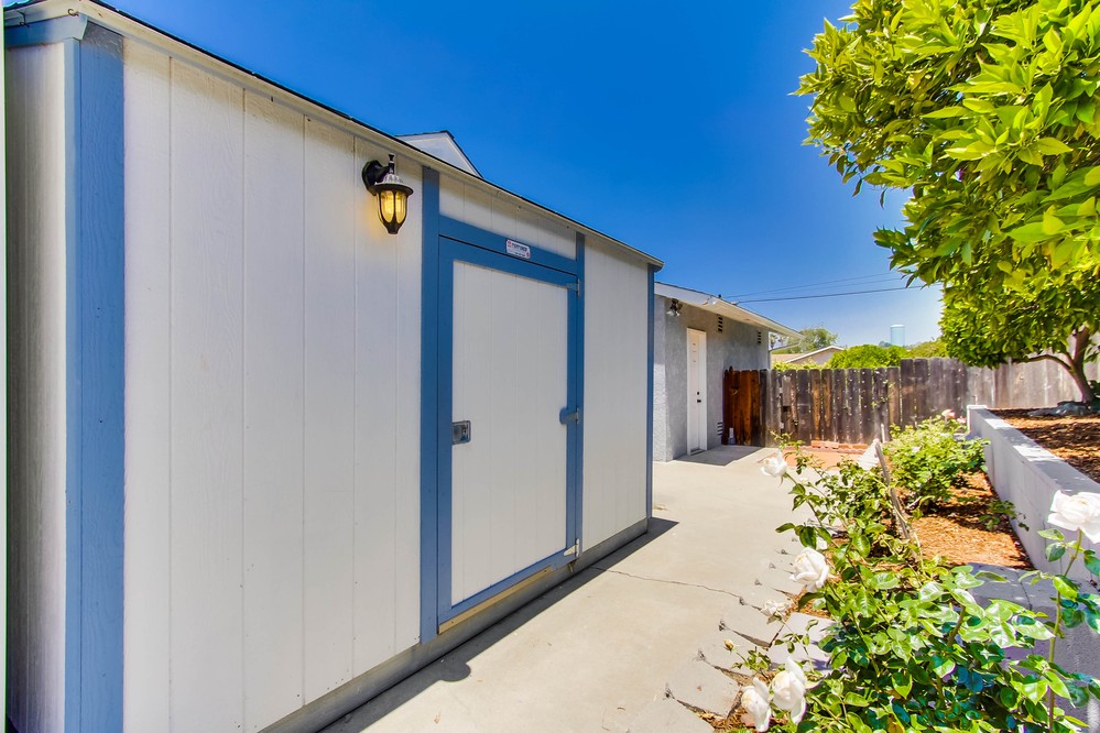 Virtual tour photo 25 of 33 for 8701 Blue Lake Drive