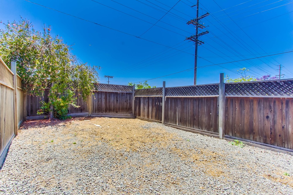 Virtual tour photo 27 of 33 for 8701 Blue Lake Drive