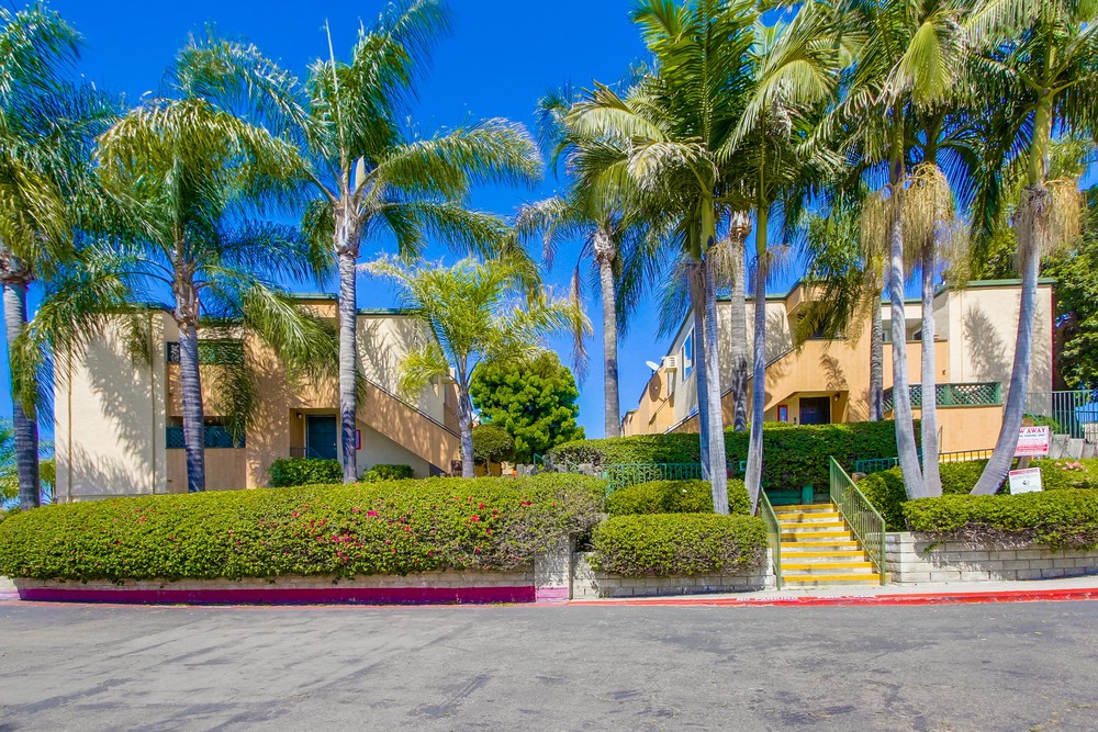 Virtual tour photo 1 of 51 for 8709 Lake Murray Blvd UNIT 7