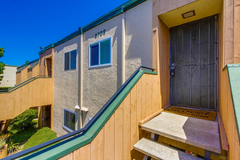 Virtual tour photo 7 of 51 for 8709 Lake Murray Blvd UNIT 7