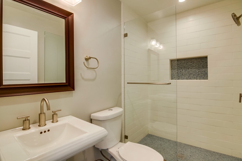 Virtual tour photo 24 of 44 for 871 Wilbur Ave