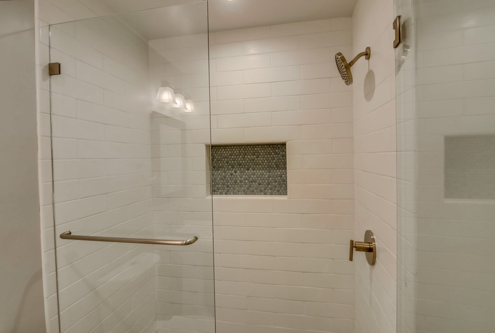 Virtual tour photo 25 of 44 for 871 Wilbur Ave