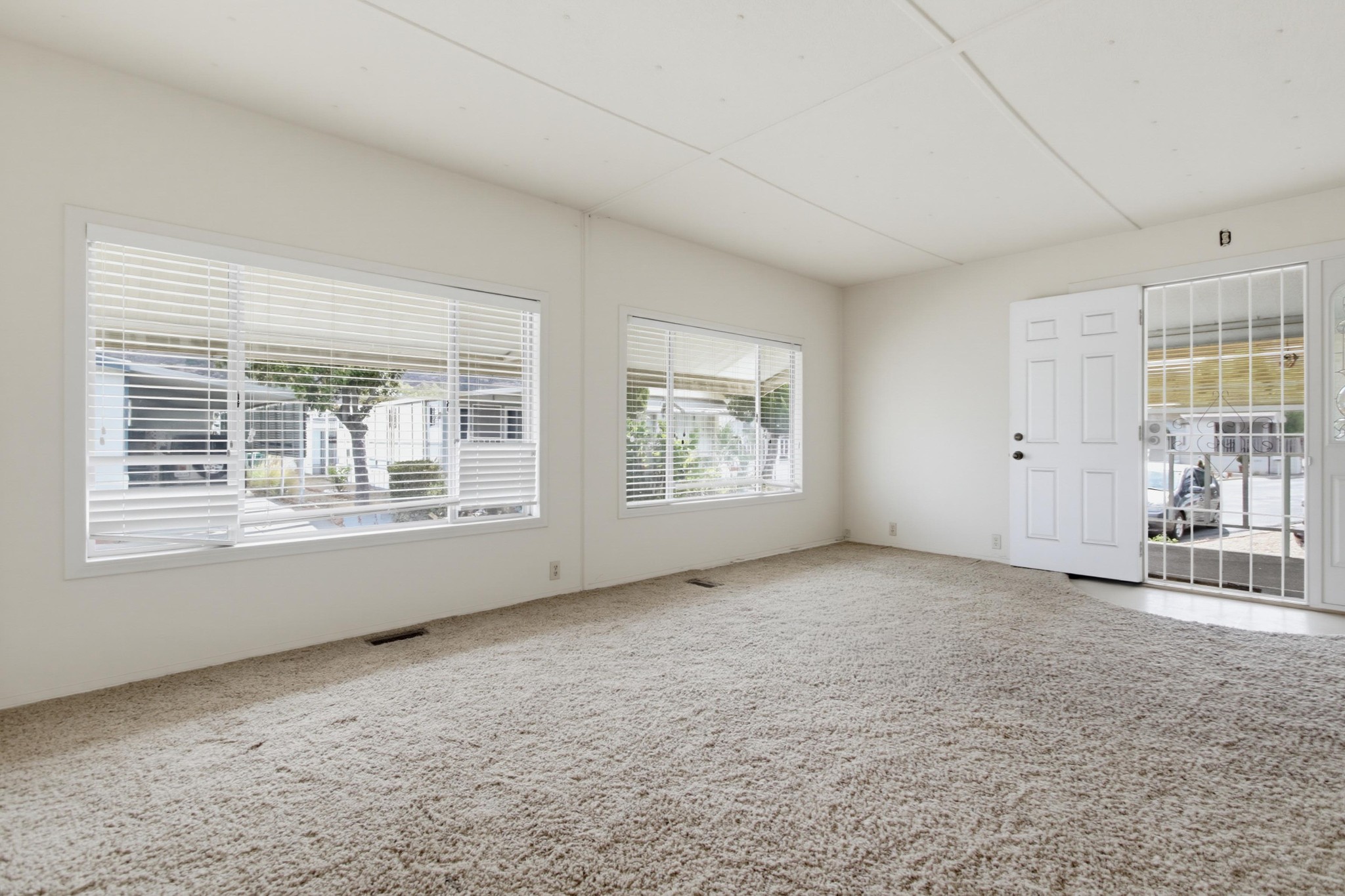 Virtual tour photo 8 of 42 for 8712 Magnolia Ave Spc 54