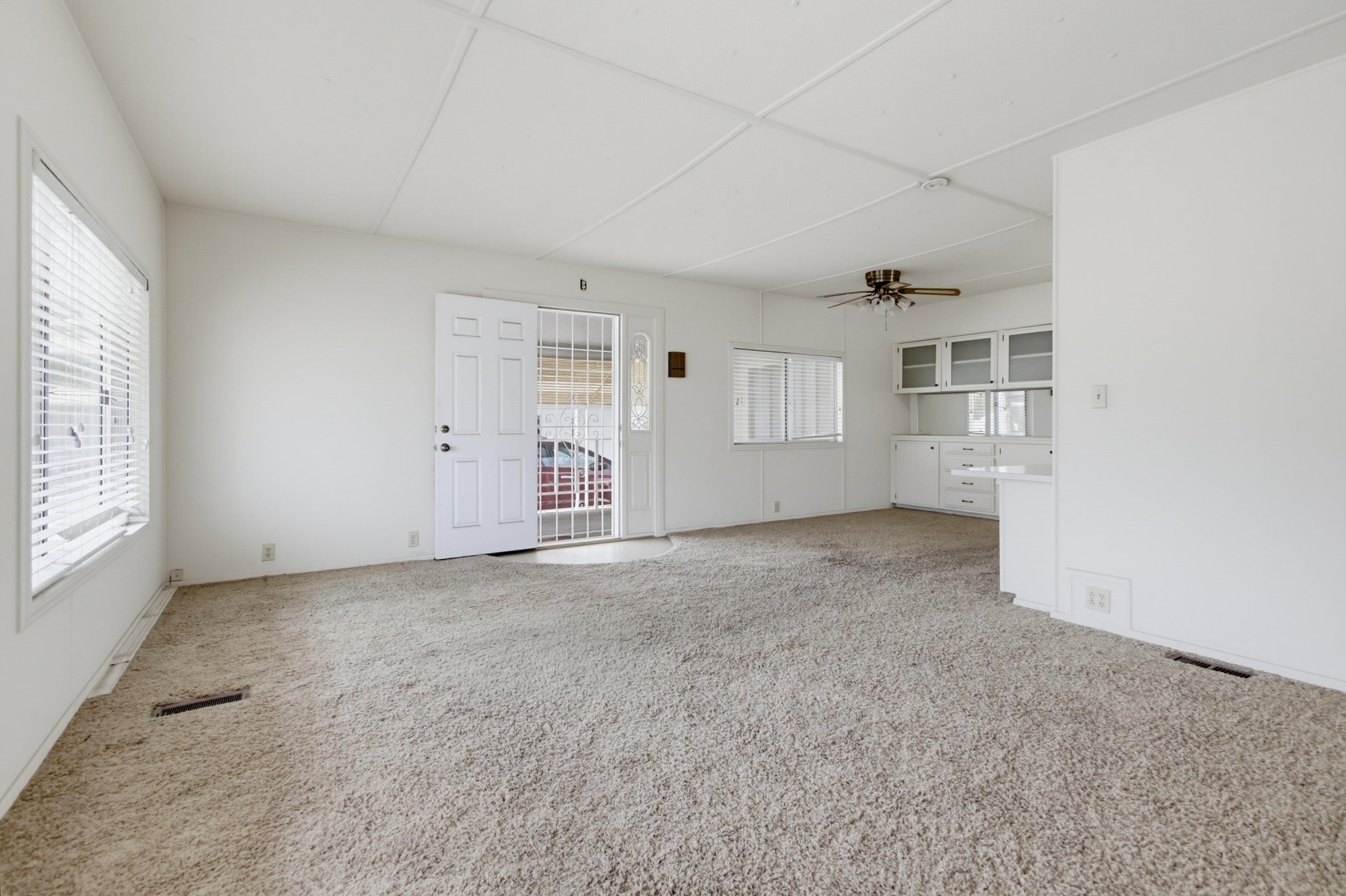 Virtual tour photo 9 of 42 for 8712 Magnolia Ave Spc 54