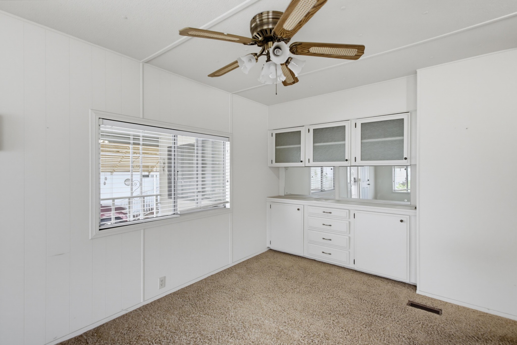 Virtual tour photo 10 of 42 for 8712 Magnolia Ave Spc 54