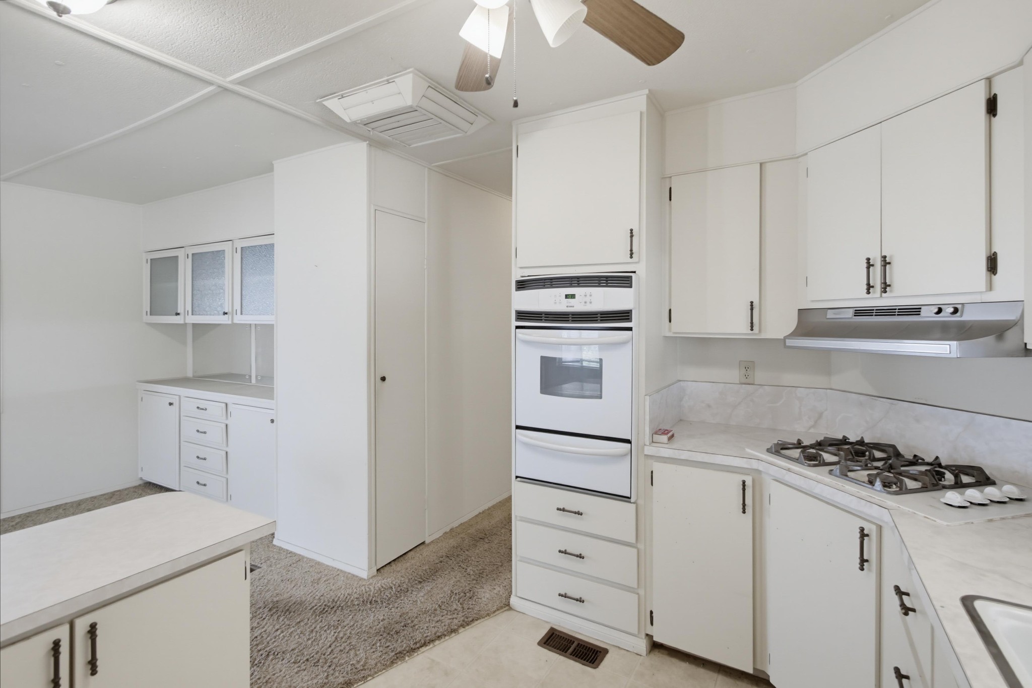 Virtual tour photo 14 of 42 for 8712 Magnolia Ave Spc 54