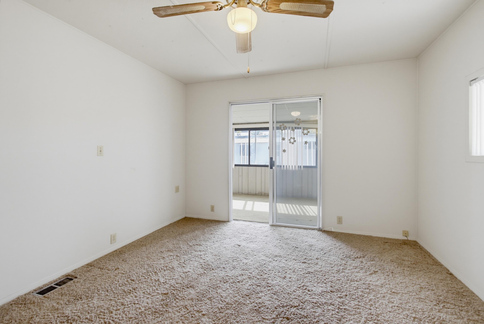 Virtual tour photo 24 of 42 for 8712 Magnolia Ave Spc 54