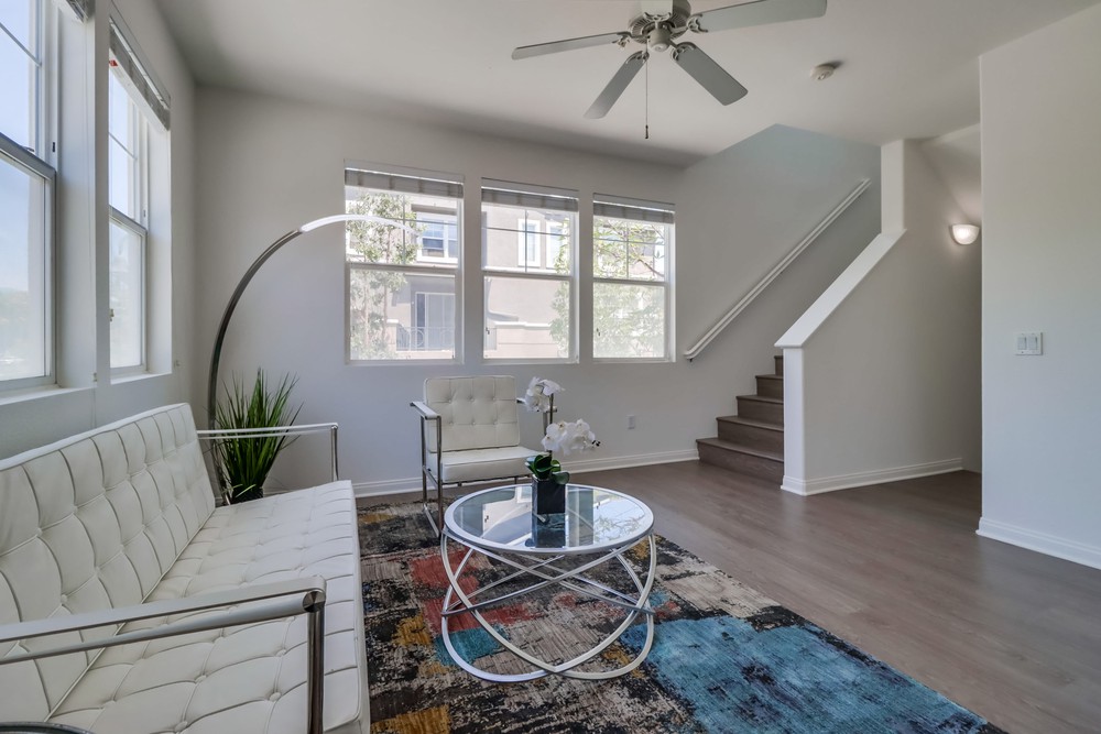 Virtual tour photo 10 of 40 for 8713 Plaza Square