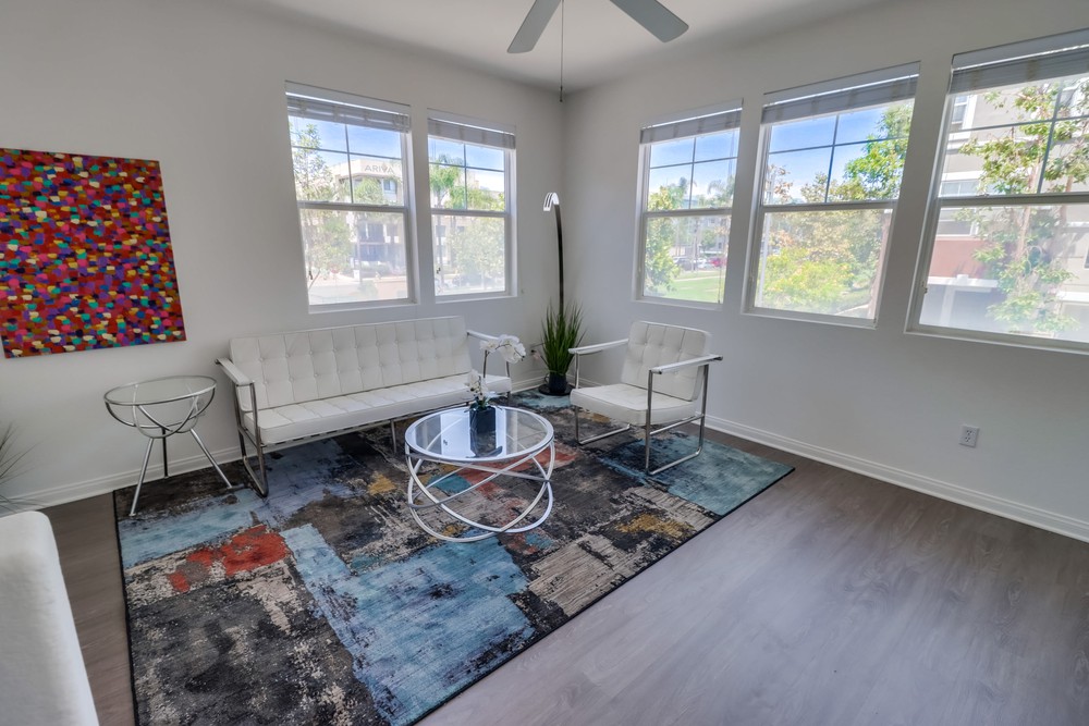 Virtual tour photo 11 of 40 for 8713 Plaza Square