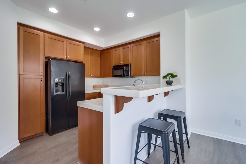 Virtual tour photo 13 of 40 for 8713 Plaza Square