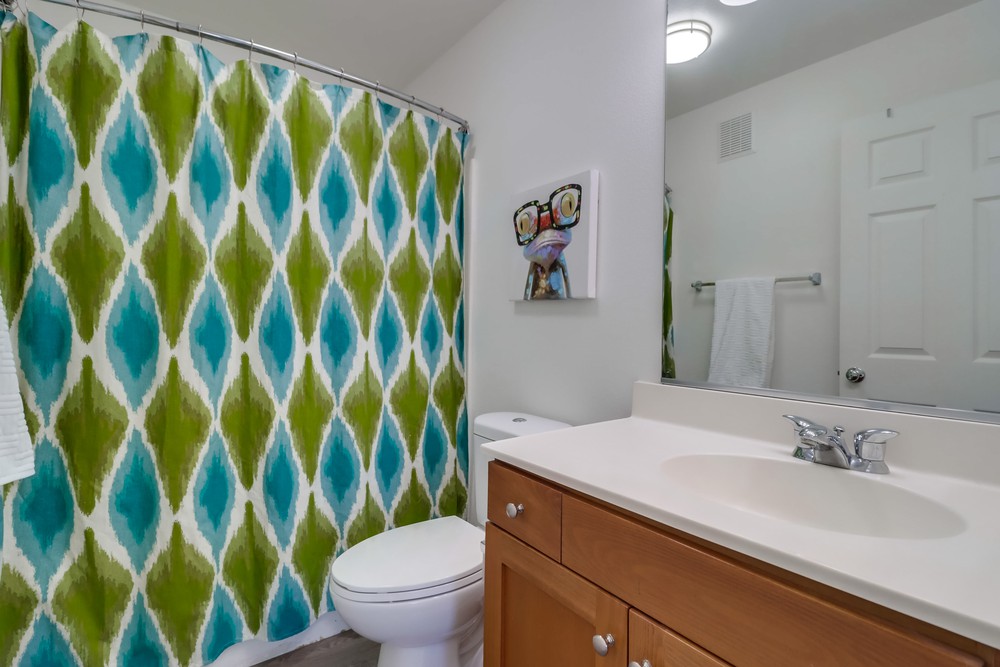 Virtual tour photo 37 of 40 for 8713 Plaza Square