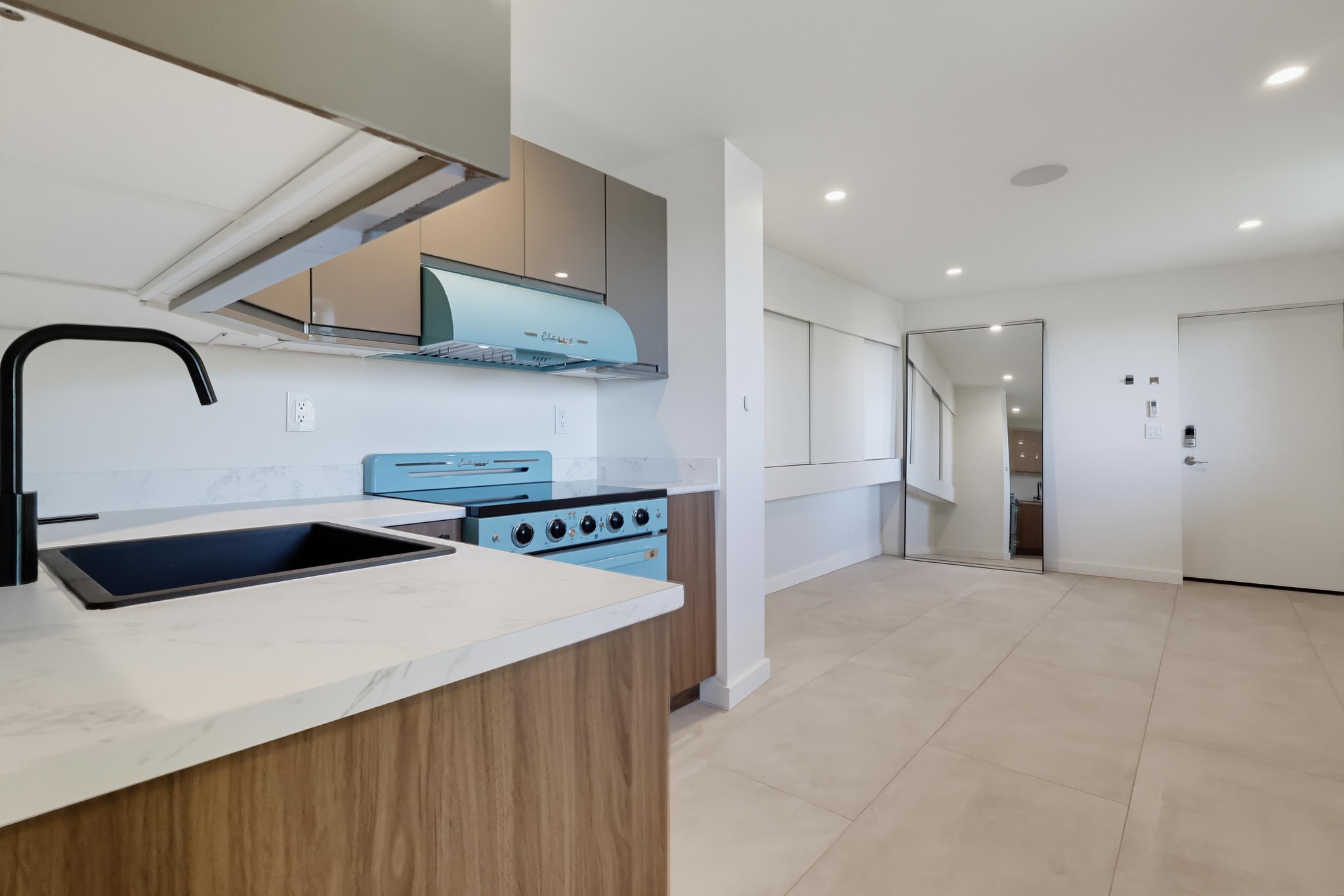 Virtual tour photo 18 of 38 for 8718 St Ives Dr