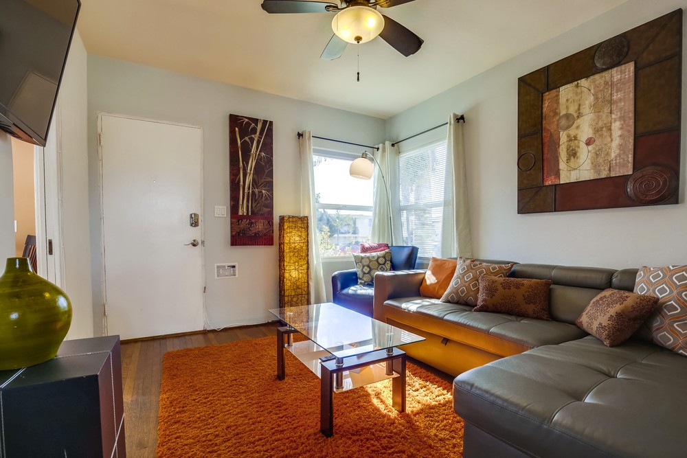 Virtual tour photo 13 of 32 for 872 Thomas Ave