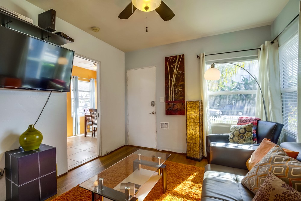 Virtual tour photo 14 of 32 for 872 Thomas Ave