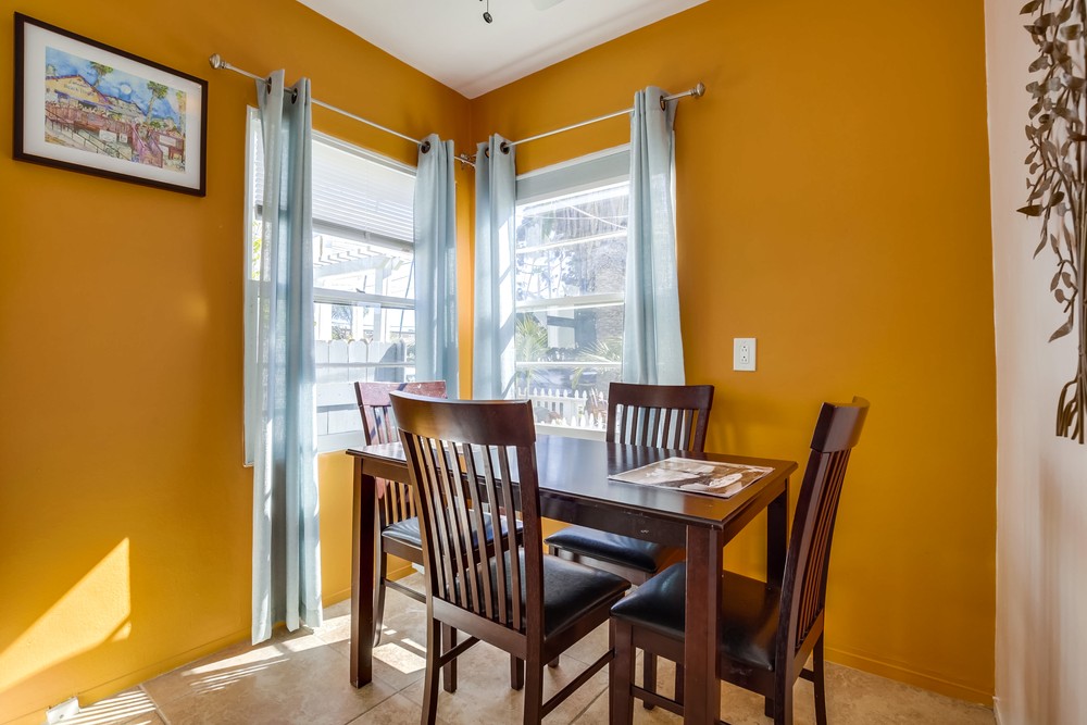 Virtual tour photo 15 of 32 for 872 Thomas Ave