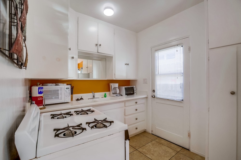 Virtual tour photo 20 of 32 for 872 Thomas Ave