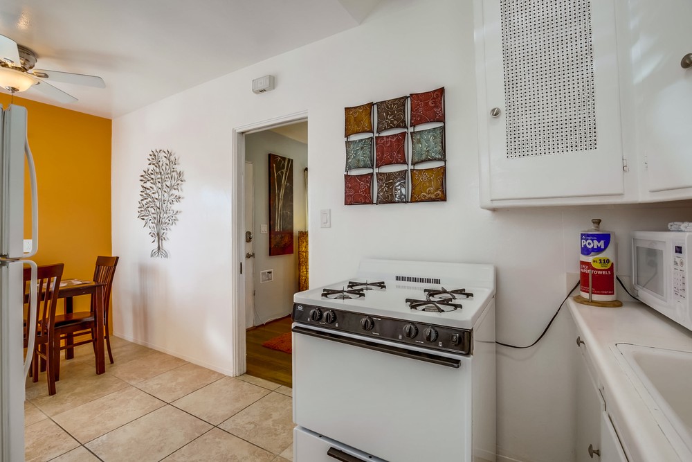 Virtual tour photo 22 of 32 for 872 Thomas Ave