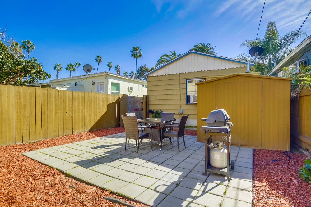 Virtual tour photo 31 of 32 for 872 Thomas Ave