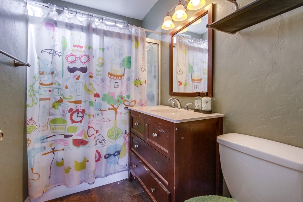 Virtual tour photo 21 of 31 for 8720 San Vicente St