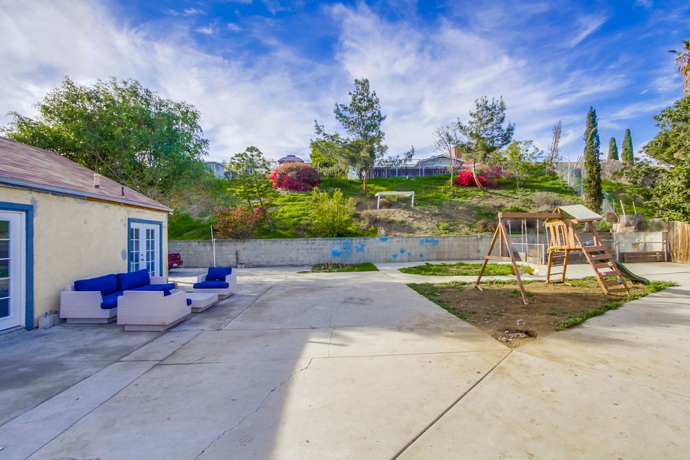 Virtual tour photo 26 of 31 for 8720 San Vicente St
