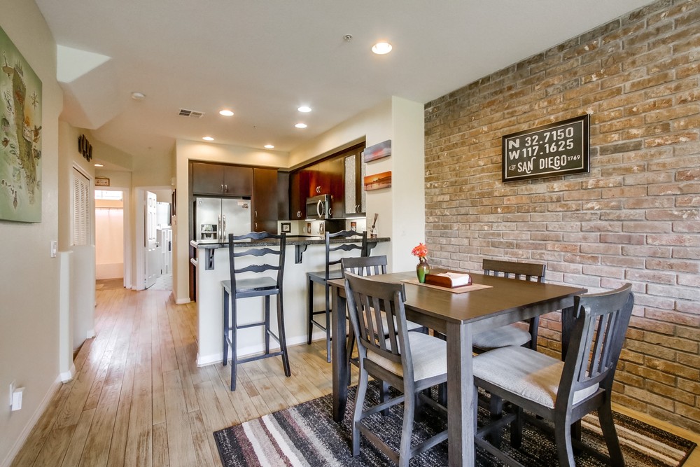 Virtual tour photo 10 of 42 for 8734 Esplanade Park Ln
