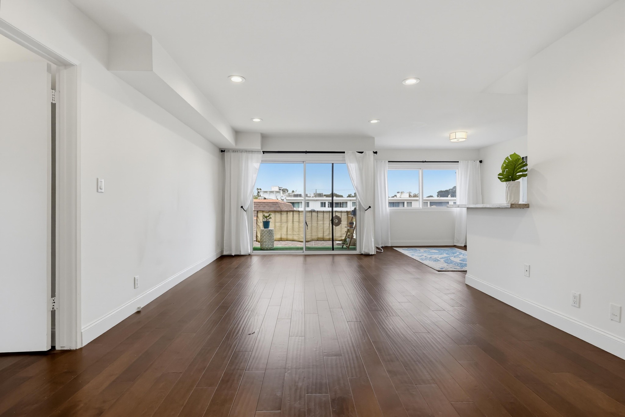 Virtual tour photo 13 of 76 for 8738 Delgany Ave