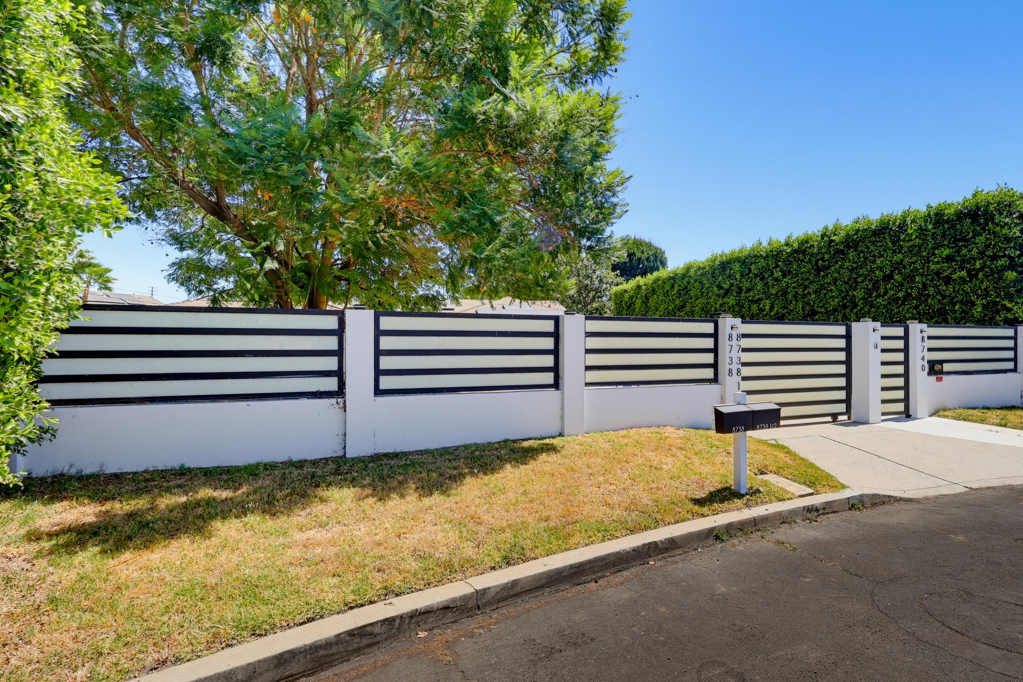 Virtual tour photo 3 of 178 for 8740 Paso Robles Ave