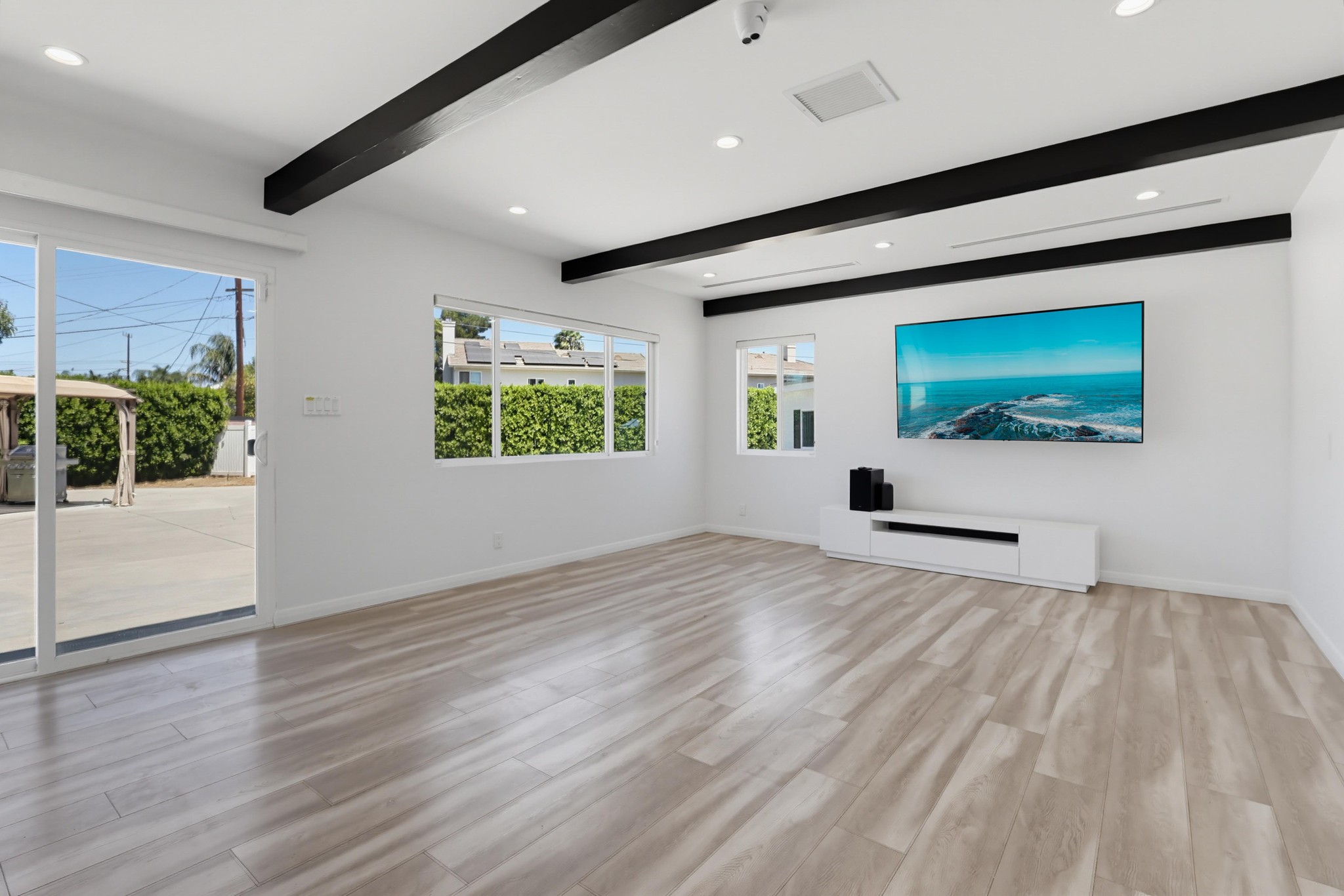 Virtual tour photo 22 of 178 for 8740 Paso Robles Ave