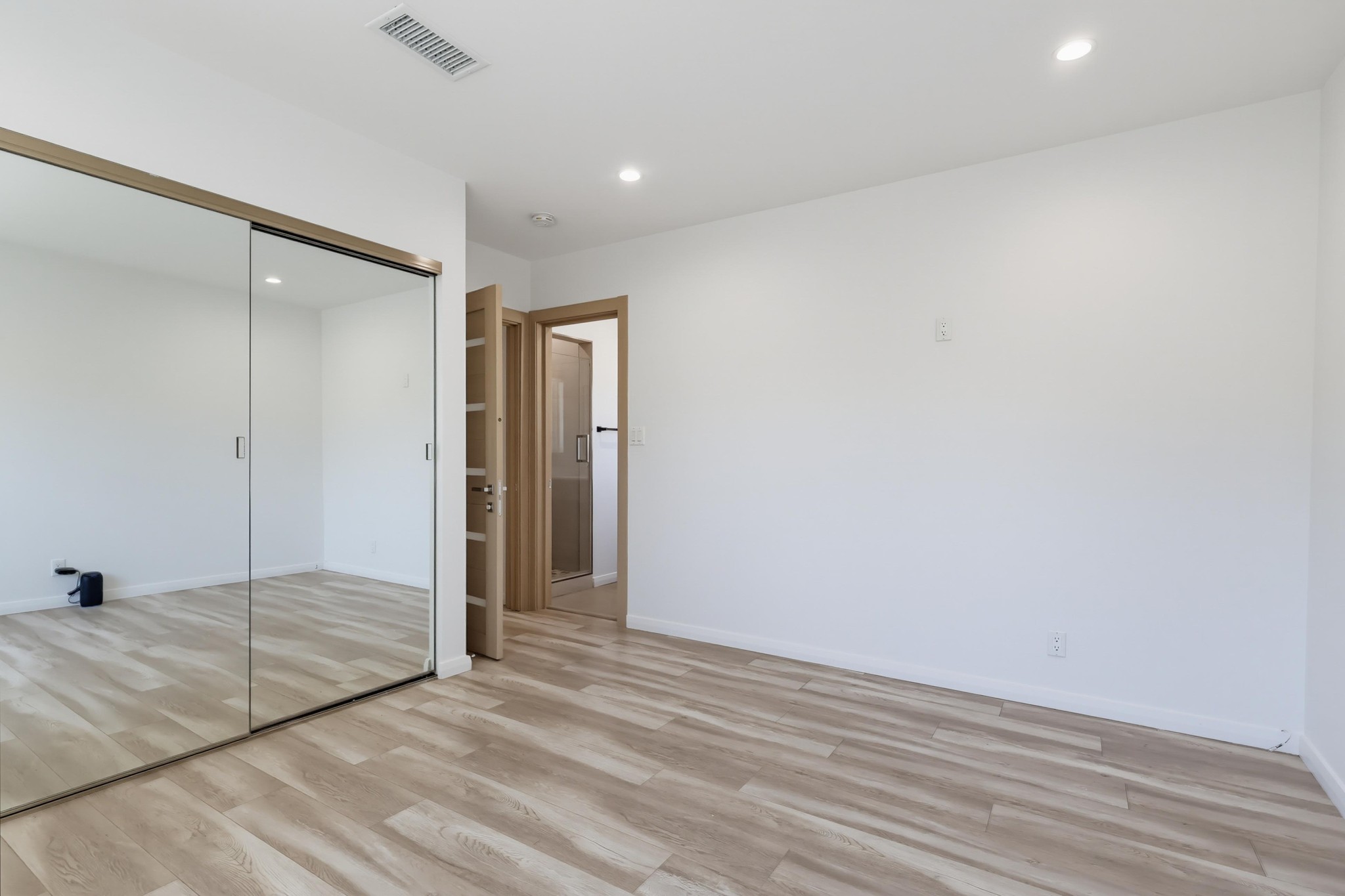 Virtual tour photo 53 of 178 for 8740 Paso Robles Ave