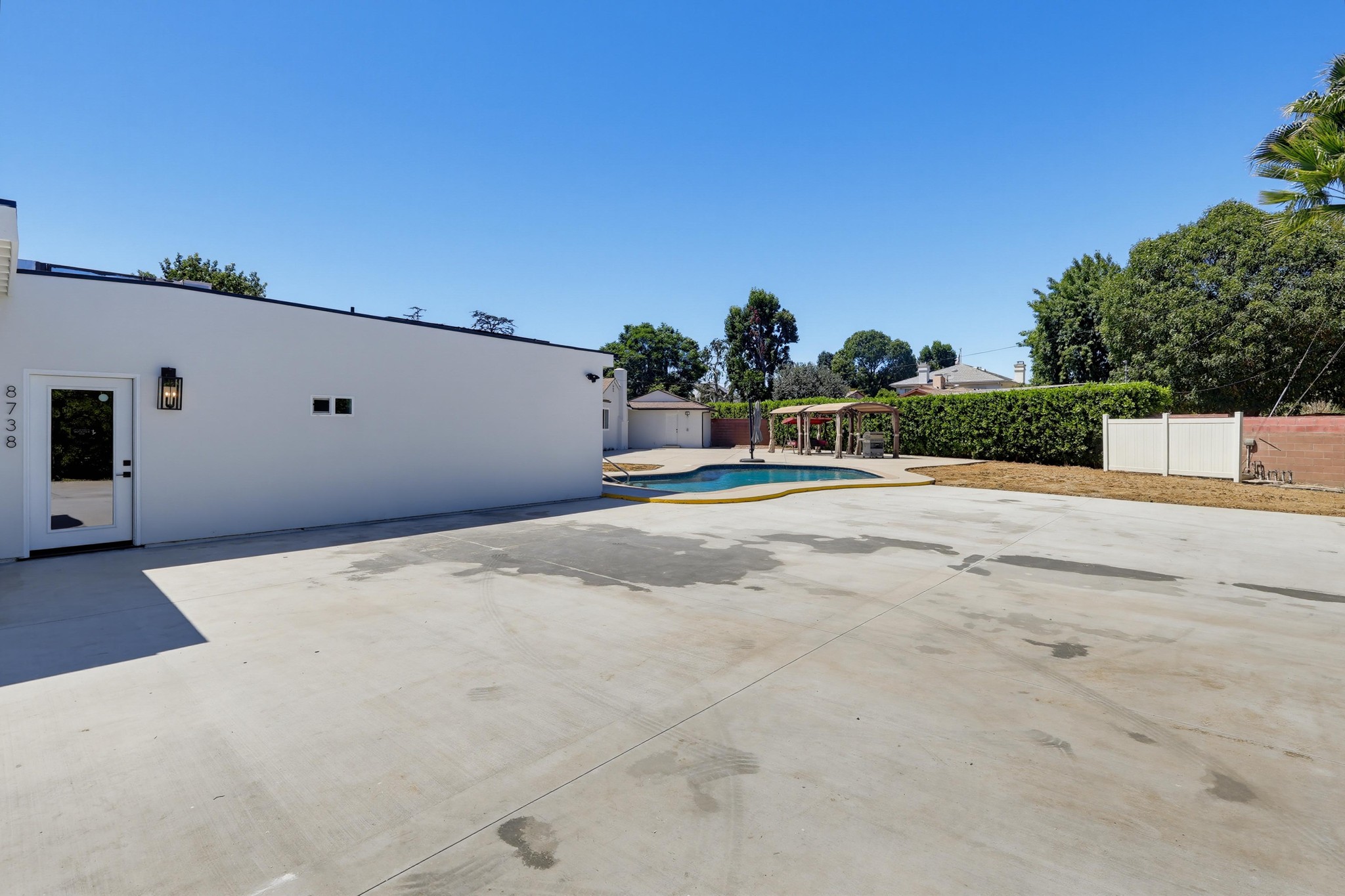 Virtual tour photo 87 of 178 for 8740 Paso Robles Ave