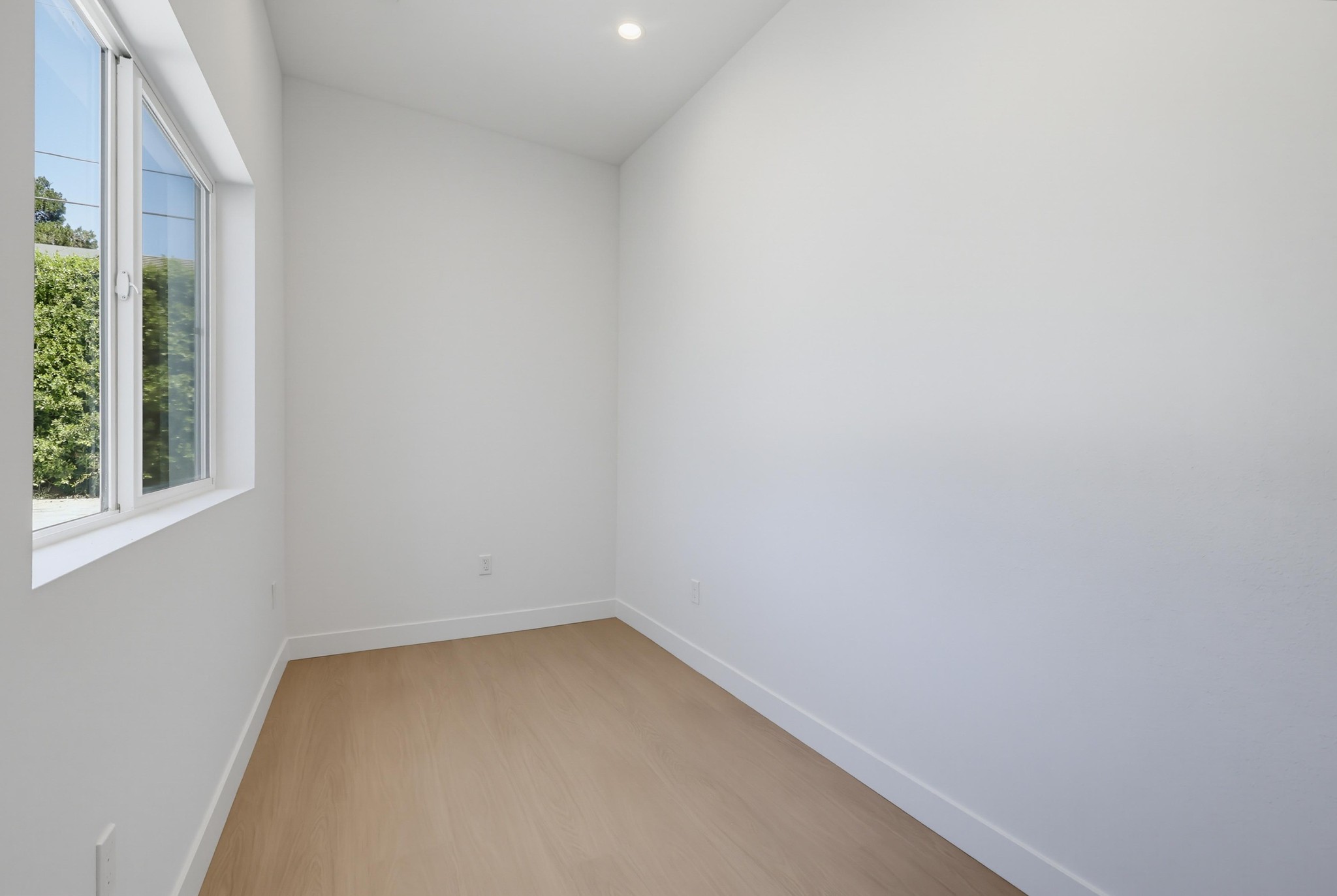 Virtual tour photo 93 of 178 for 8740 Paso Robles Ave