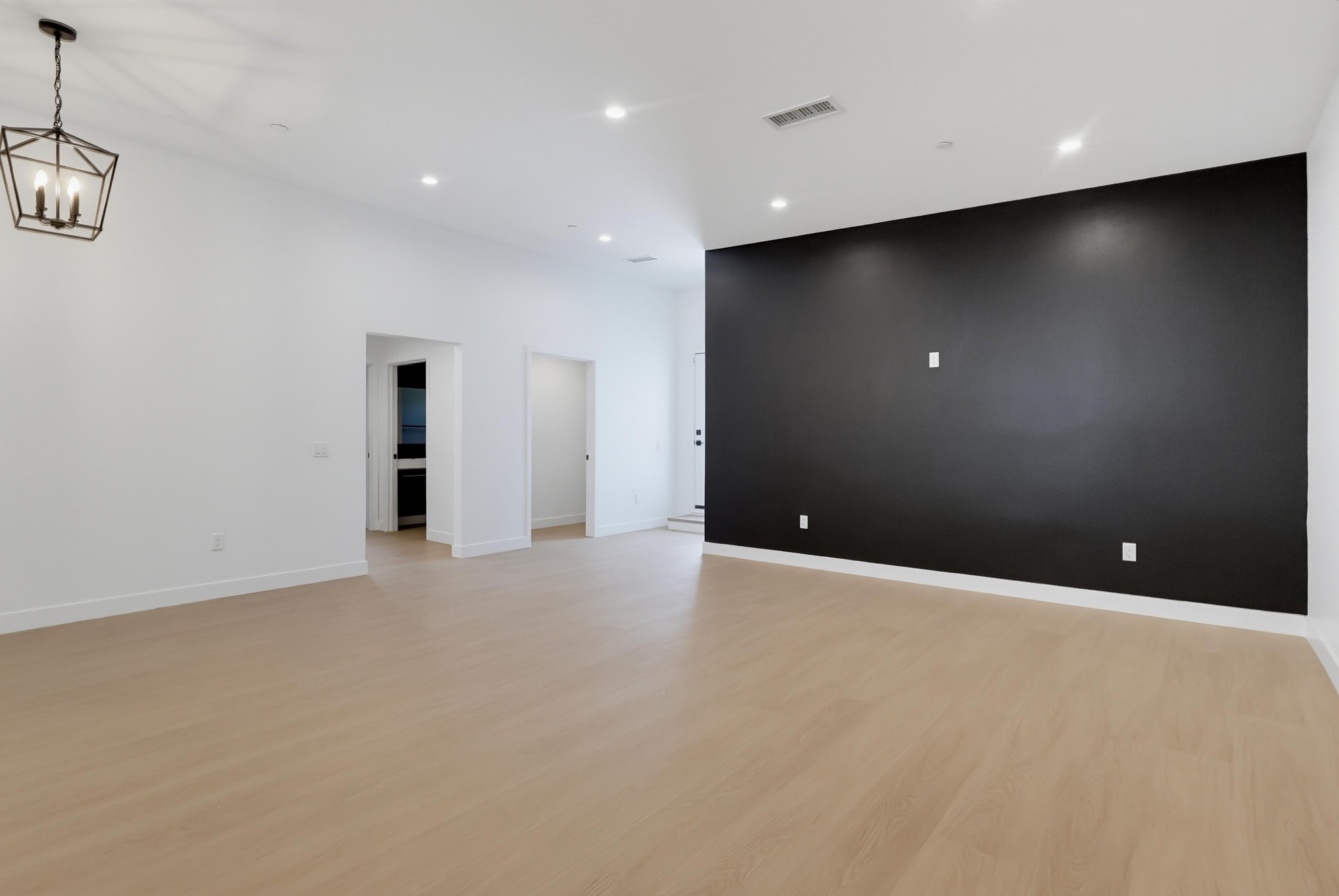 Virtual tour photo 101 of 178 for 8740 Paso Robles Ave