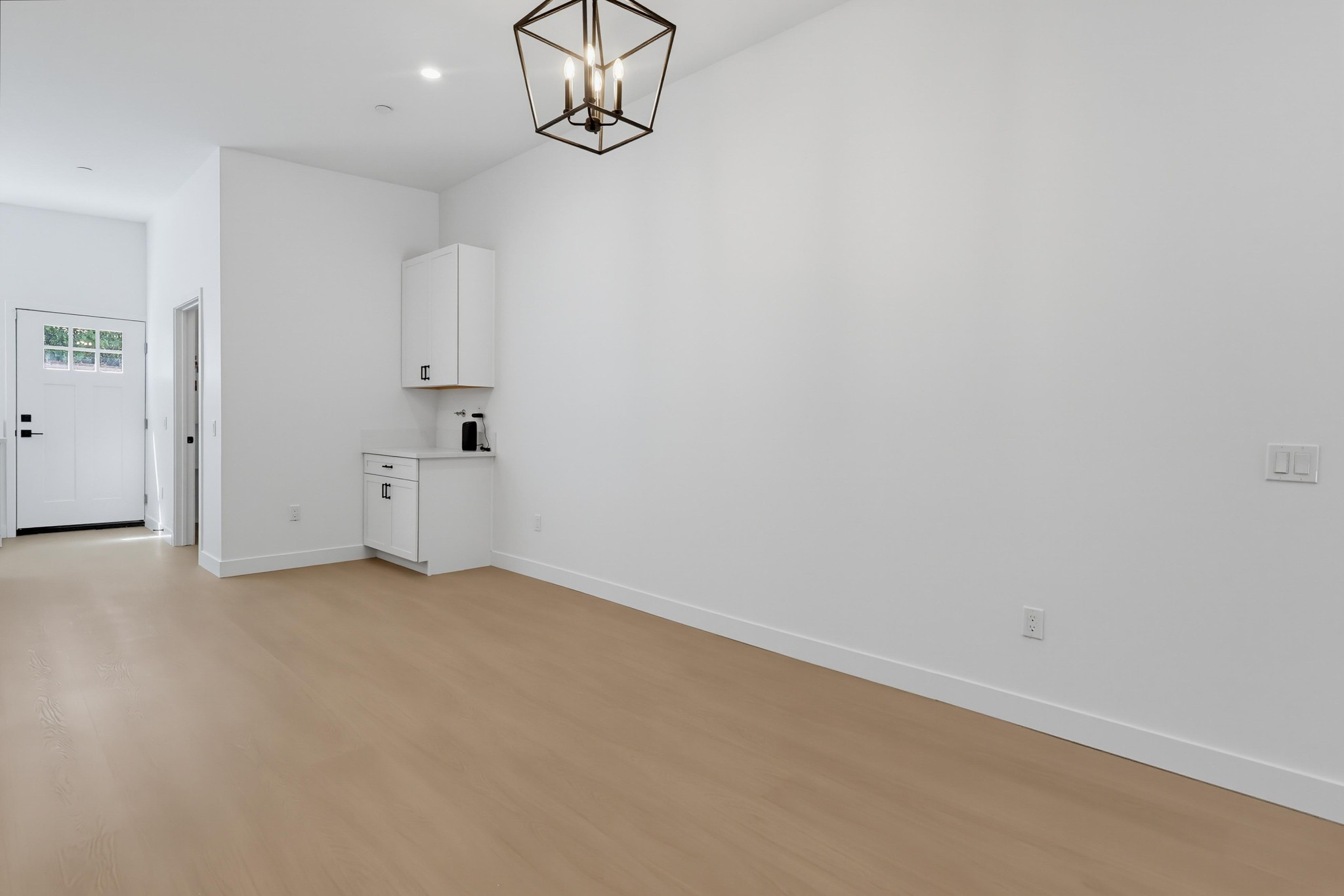 Virtual tour photo 106 of 178 for 8740 Paso Robles Ave