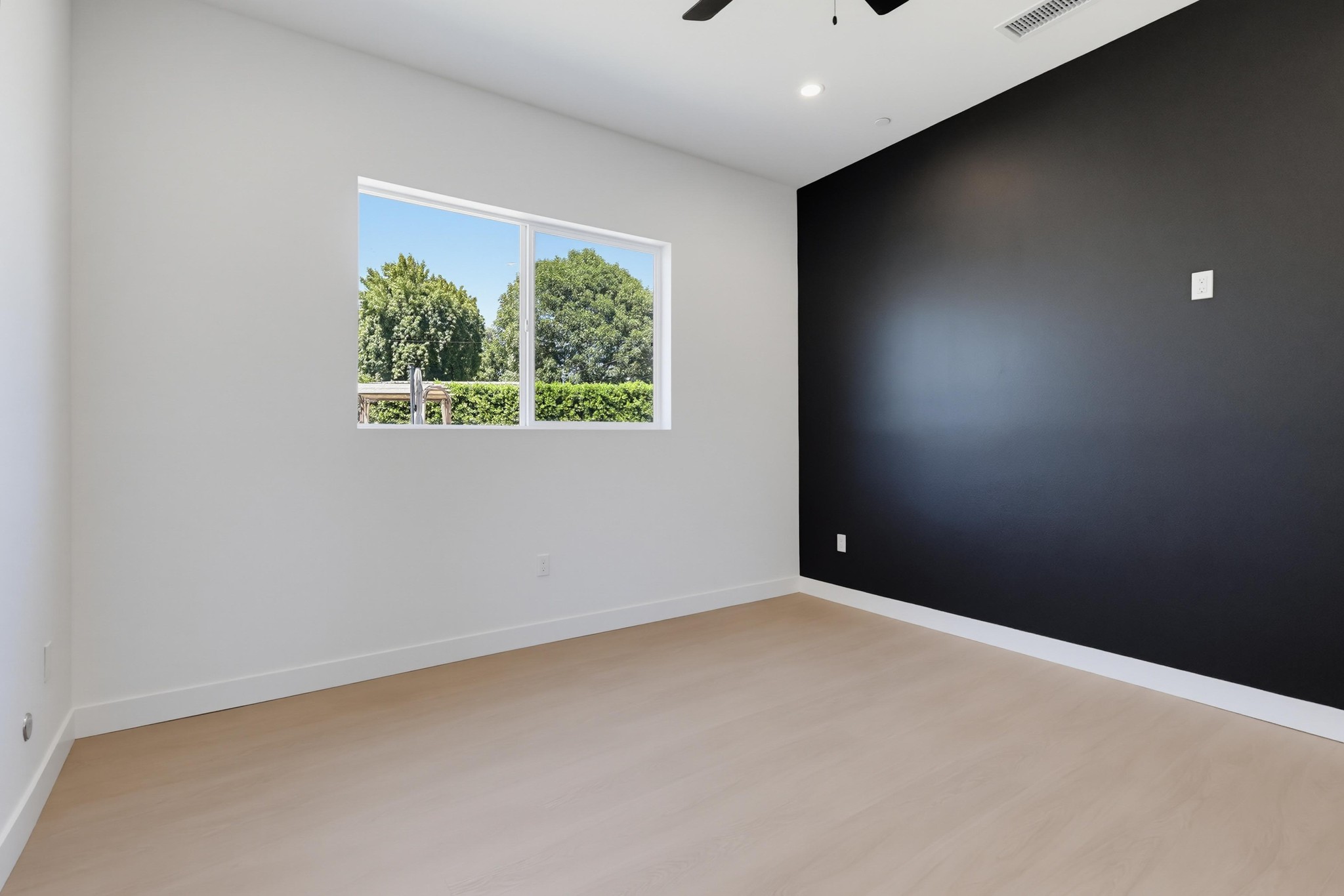 Virtual tour photo 132 of 178 for 8740 Paso Robles Ave