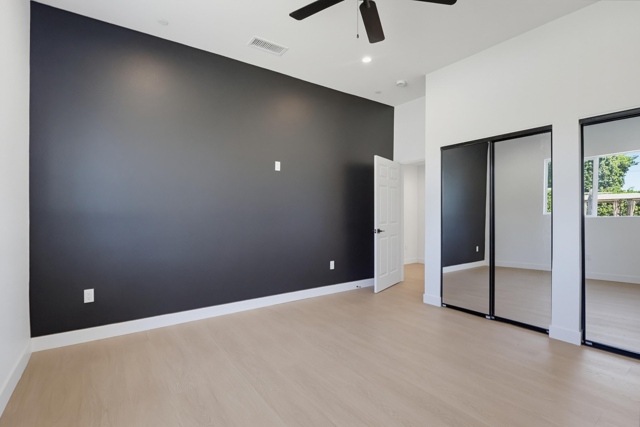 Virtual tour photo 133 of 178 for 8740 Paso Robles Ave
