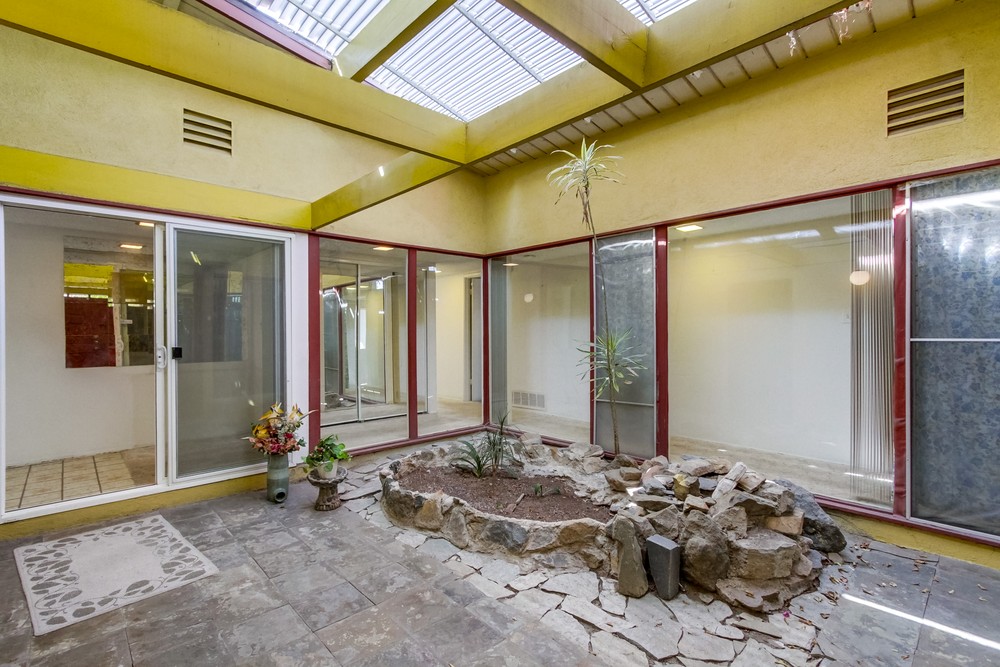 Virtual tour photo 6 of 38 for 8747 Lake Ashmere Dr