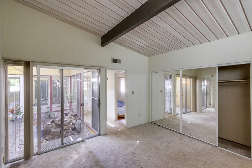 Virtual tour photo 19 of 38 for 8747 Lake Ashmere Dr